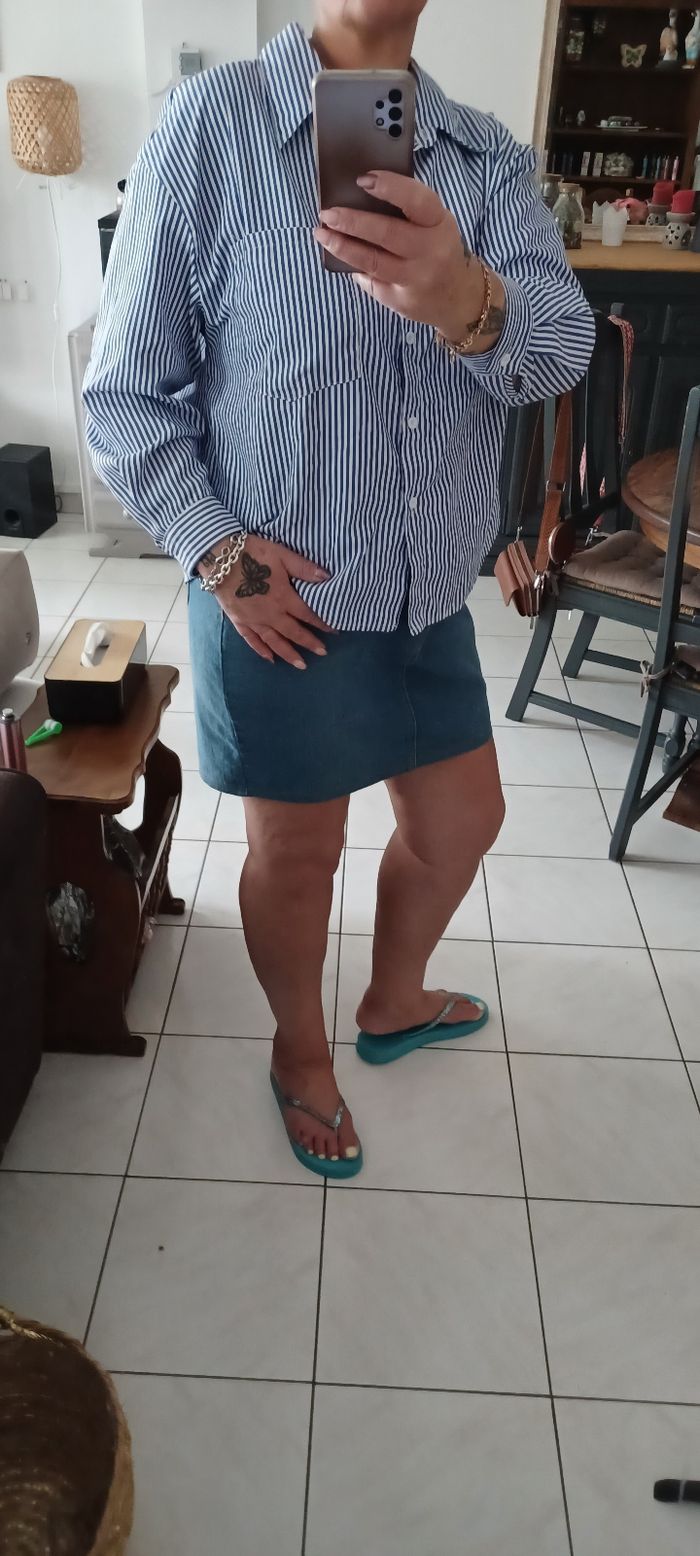 Très jolie chemise manches longues femme T 1 XL - photo numéro 2