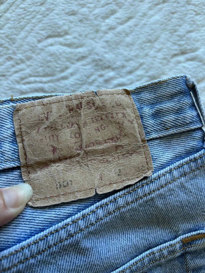 Jean Lévis 501 USA vintage 90s coupe droite bleu clair taille W30 M/40 - photo numéro 2