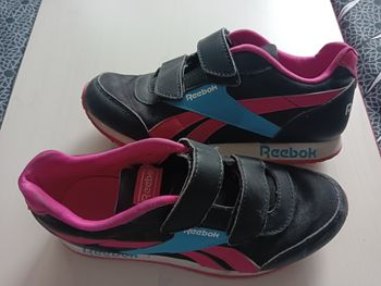 Baskets REEBOK taille 34