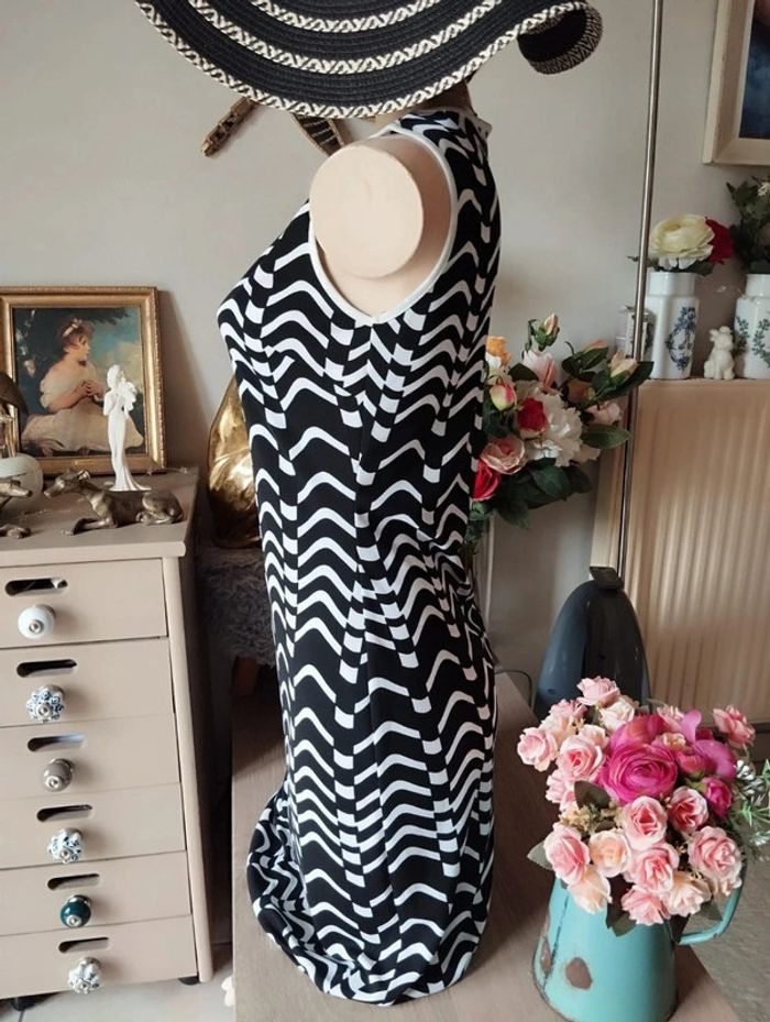🌿Robe Légère Graphique Près du Corps 123 Taille 36🌿 - photo numéro 6