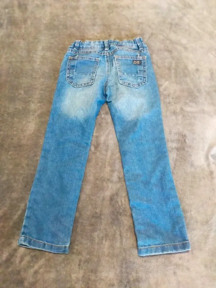 Jean regular taille 6 ans - photo numéro 3