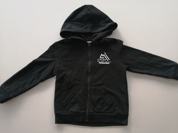 Gilet à capuche 6 ans