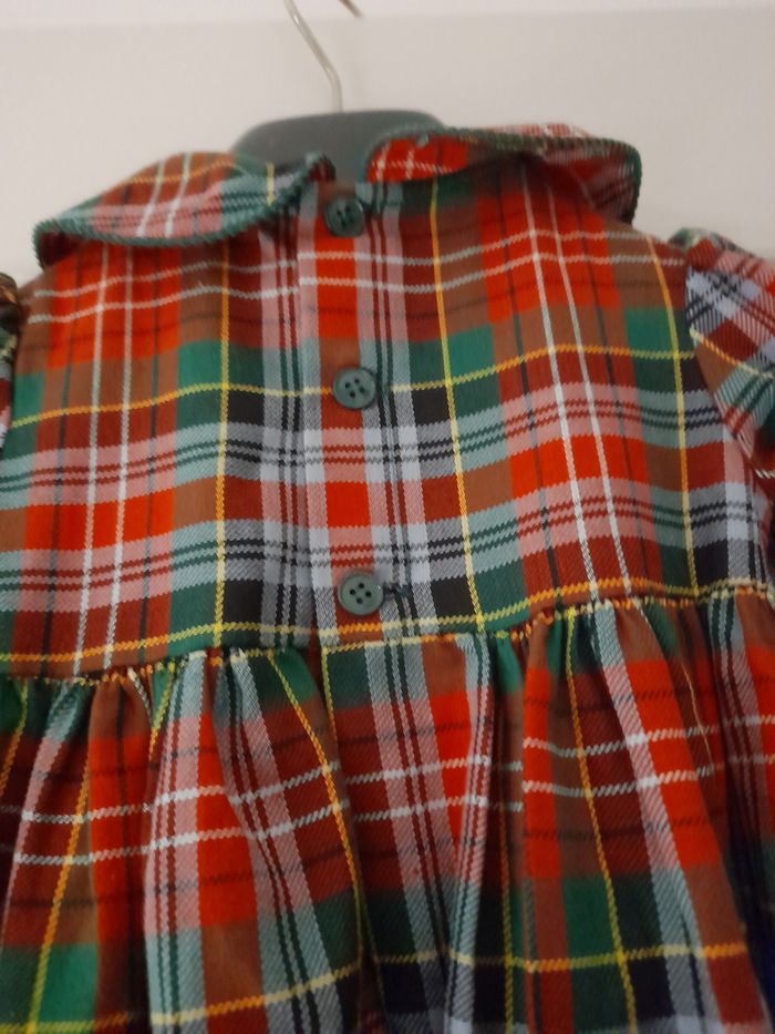 robe a carreaux rouge et verte Cyrillus taille 12 mois - photo numéro 5