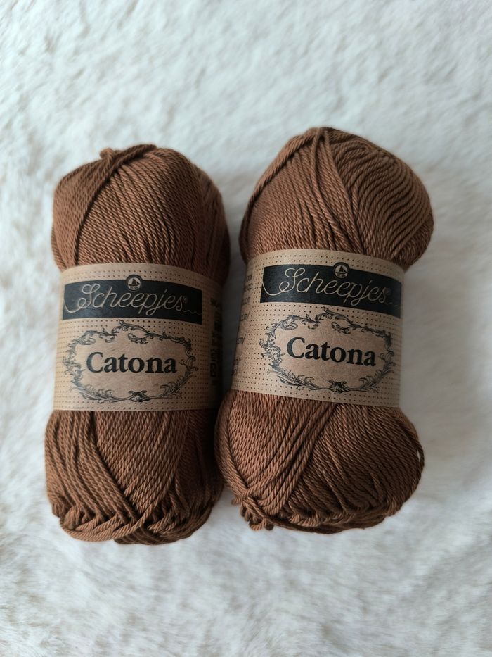 2 pelotes catona marron