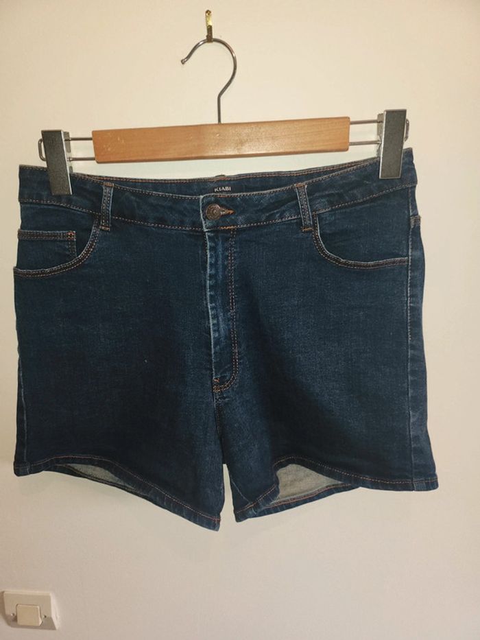 Short jean