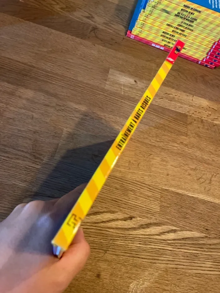 Livre Sam le pompier Entraînement à hauts risques - photo numéro 2