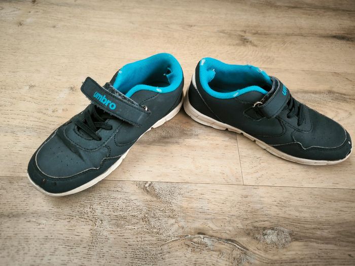 Basket umbro 32 - photo numéro 2