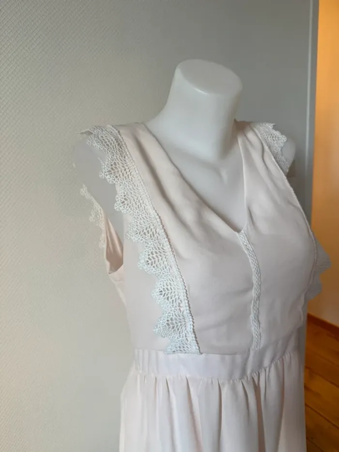 Robe rose pale en très bon état naf naf taille 44 - photo numéro 2