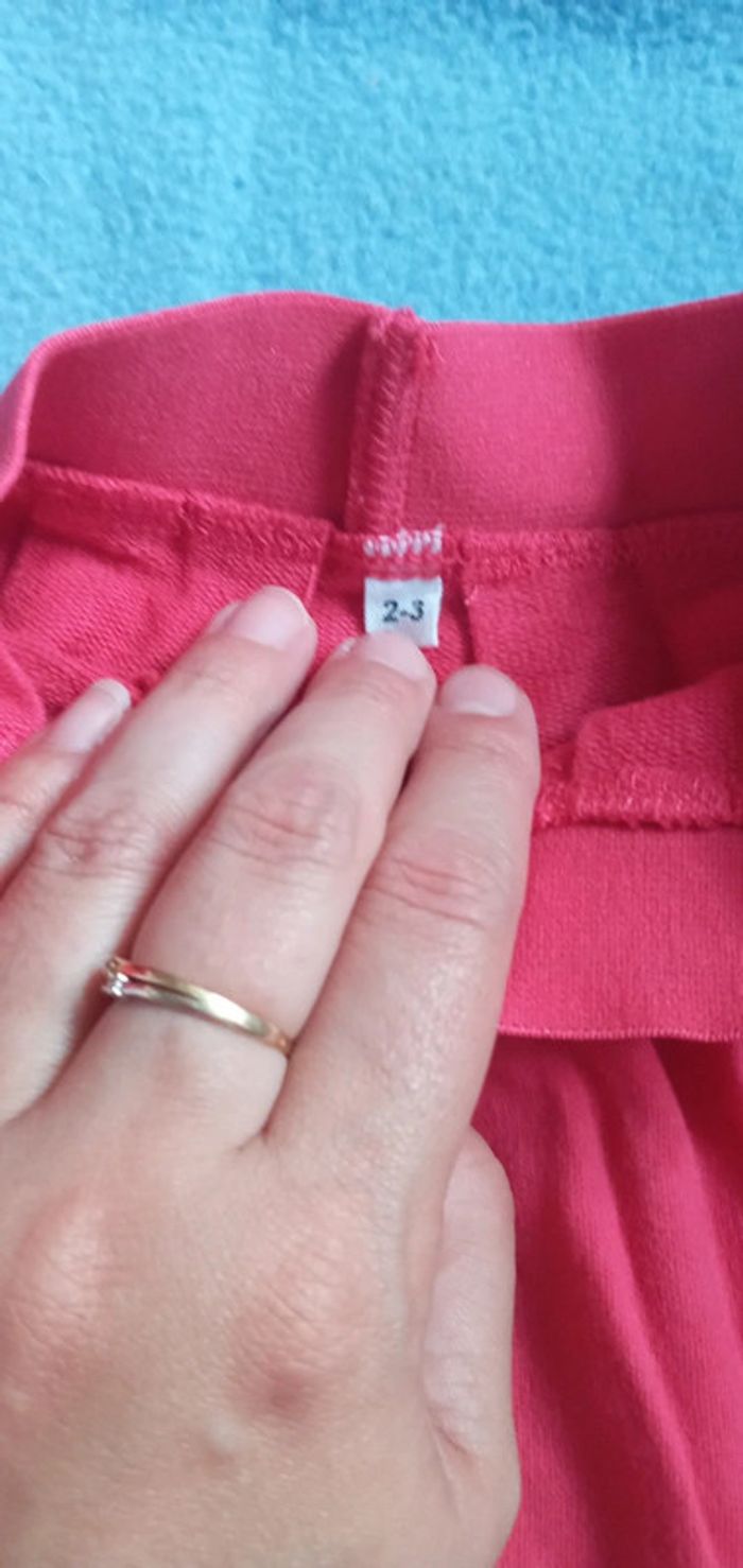 Jupe carrefour taille 2/3 ans - photo numéro 2