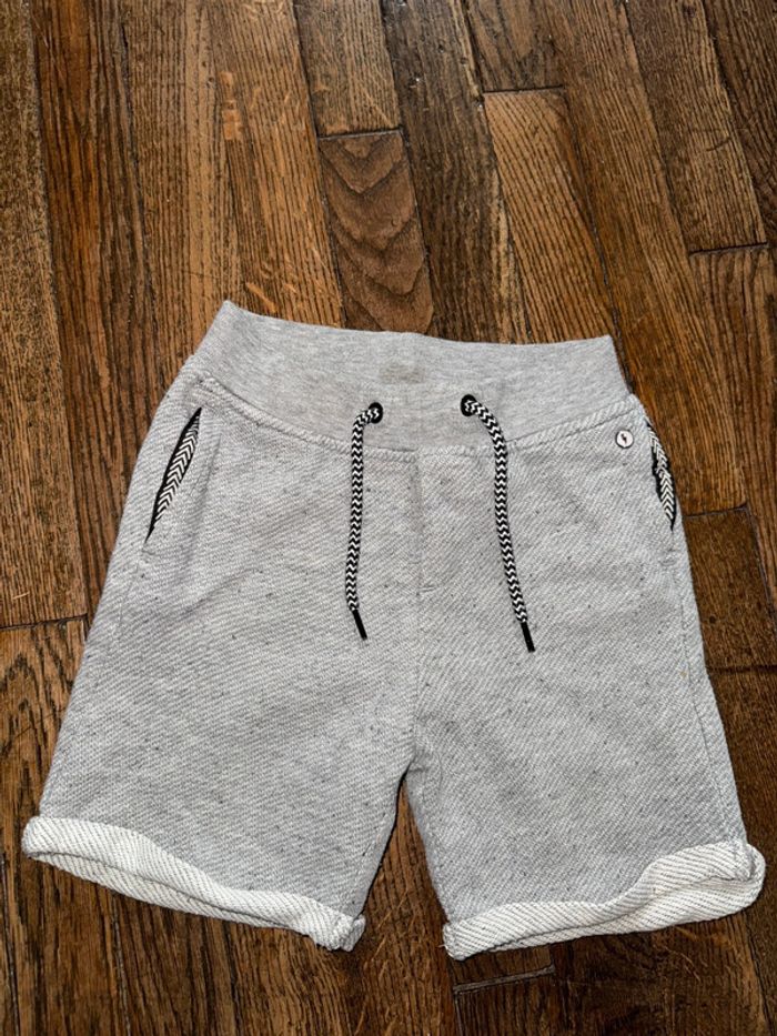 Short ikks 4 ans