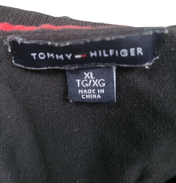 🖤 Pull femme Tommy Hilfiger – col V noir à pois blancs, taille XL - photo numéro 2