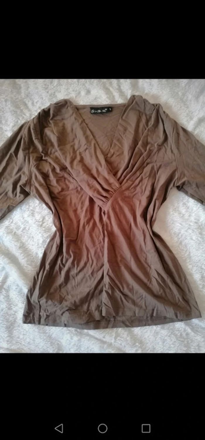 T-shirt marron Sub. R