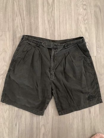 Bermuda Triangle Vintage 80’s