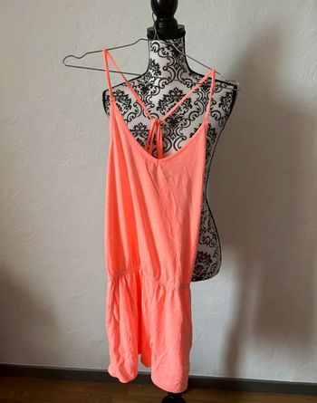 Très belle combishort orange 🥰 taille 38 women only