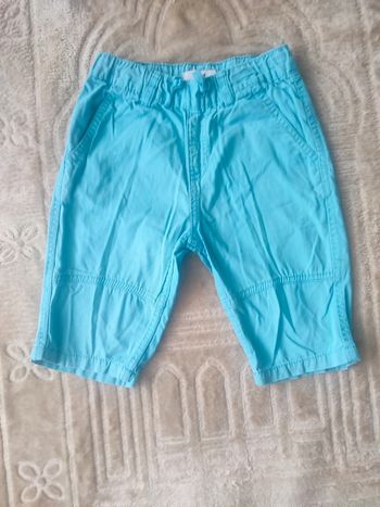 Short bleu taille 6 ans