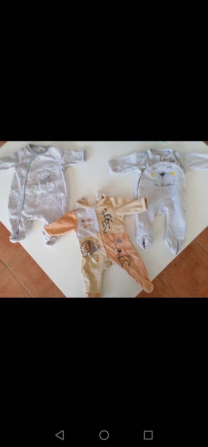 Lot pyjama - photo numéro 2