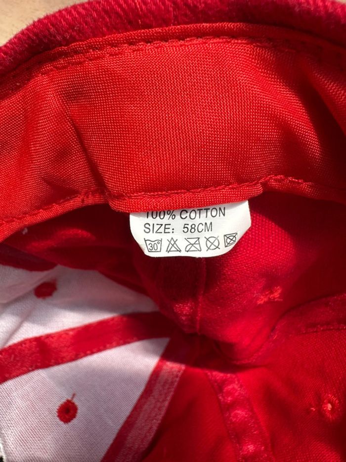 Casquette Ferrari x Marlboro - photo numéro 11