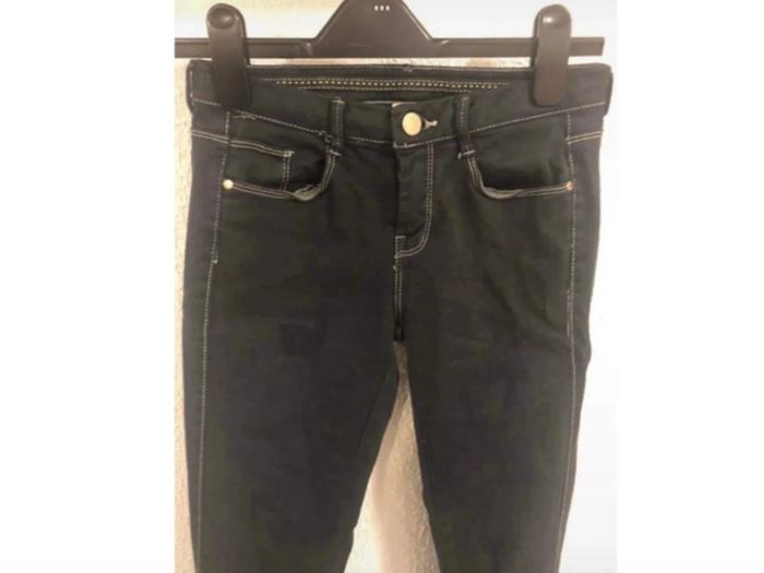 Jean skinny teinté noir Primark taille 34