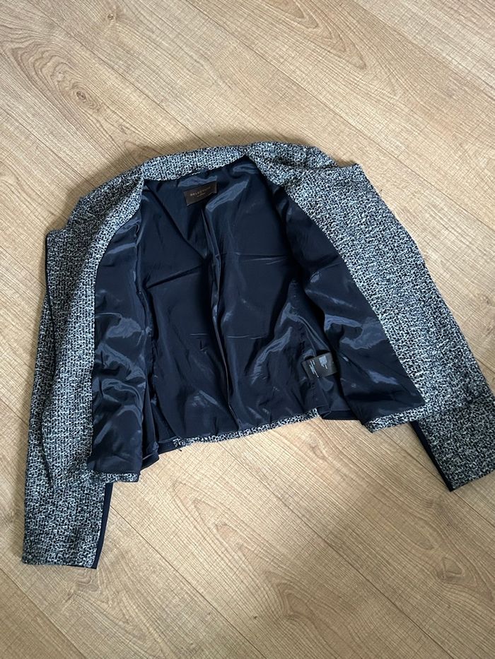 Veste bleue marine et chamarrée S.Oliver taille 42 bon état - photo numéro 9