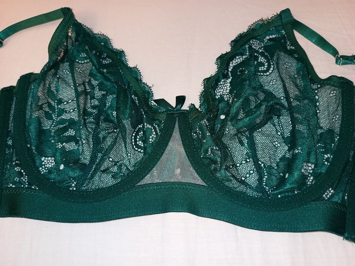 Soutien gorge - photo numéro 4