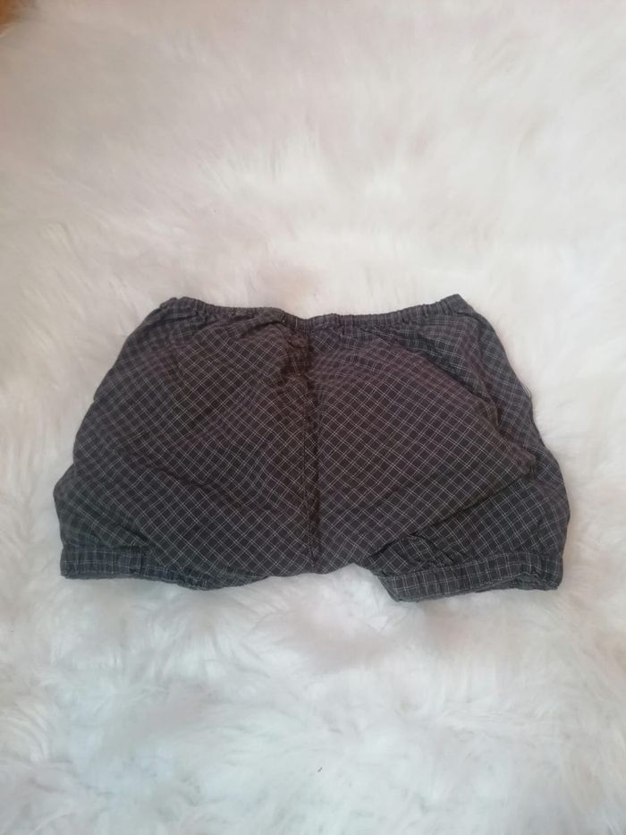 Short gris - photo numéro 2