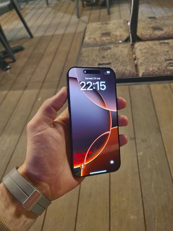 iPhone 16 pro max