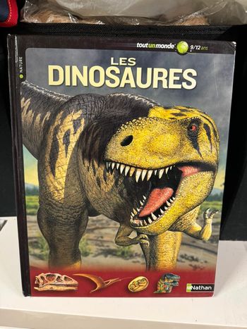 Livre Les dinosaures