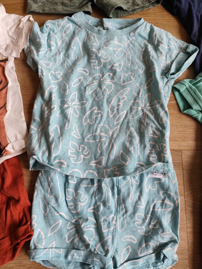 Vêtements garçon 2ans - photo numéro 7