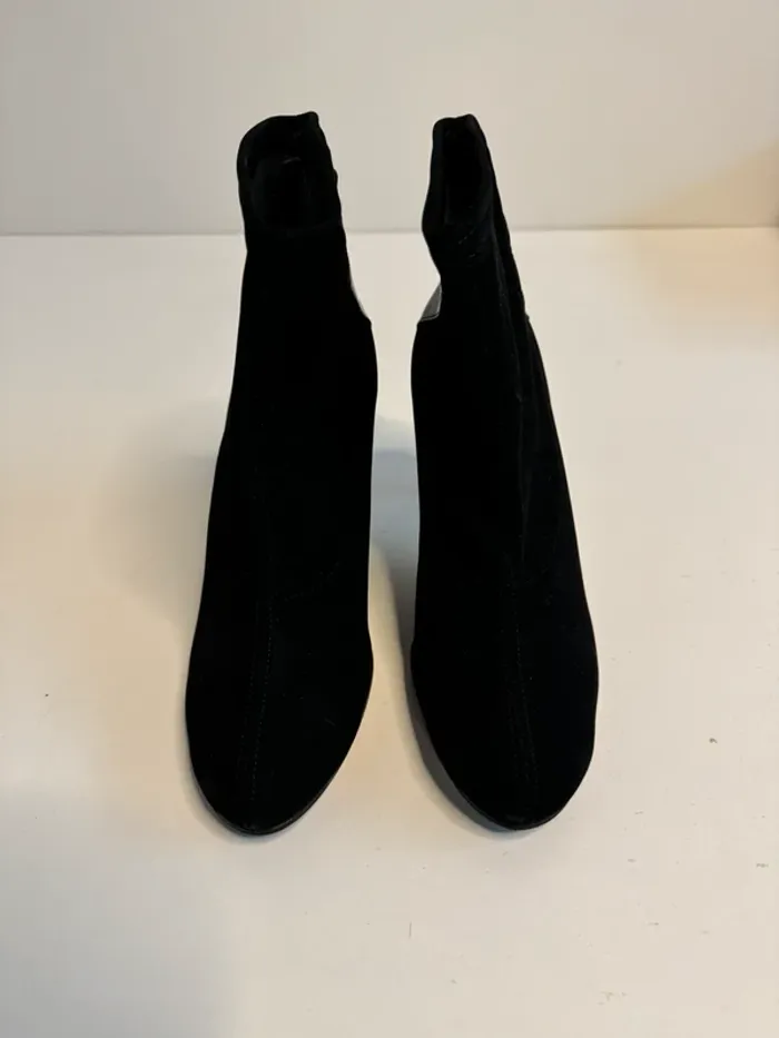 Belles Bottines à talons Elizabeth Stuart couleur noir Taille 37.5 Neuf dans boîte d'origine - photo numéro 3