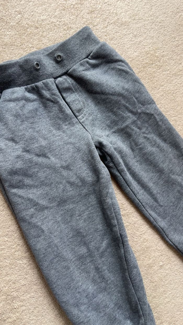 Jogging 24mois - photo numéro 2