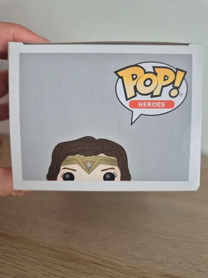 Funko Pop Wonder woman 86 - photo numéro 5