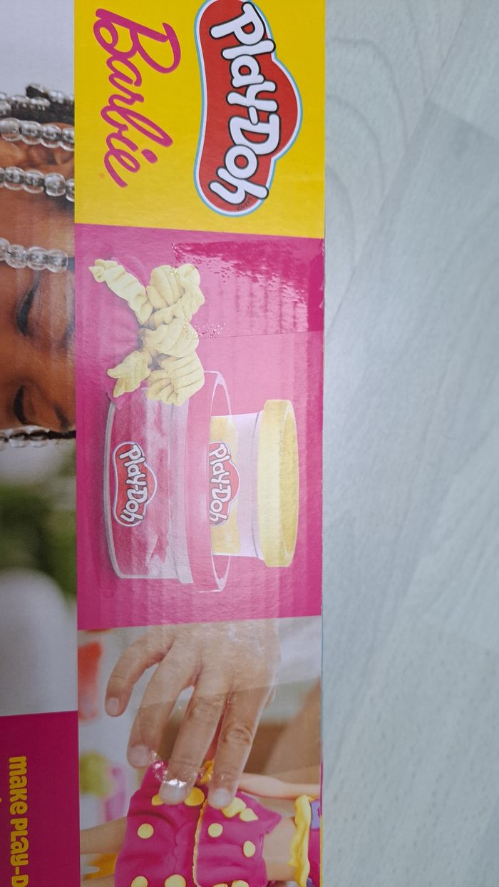 Barbie play-doh : Dentelles et noeuds - photo numéro 3