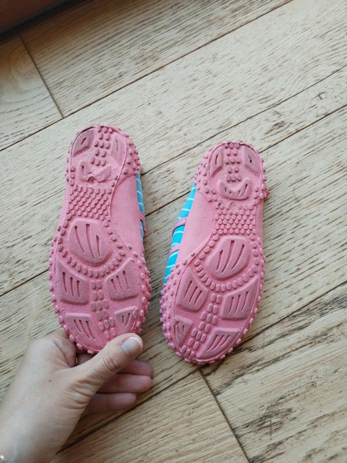 Chaussures plage 26-27 - photo numéro 2