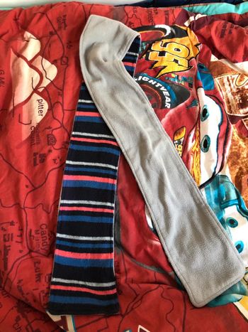 Écharpe nky un côté polaire et un laine