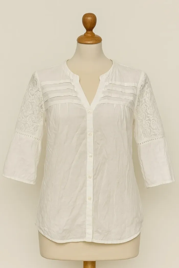 Blouse blanche élégante avec dentelle – taille femme