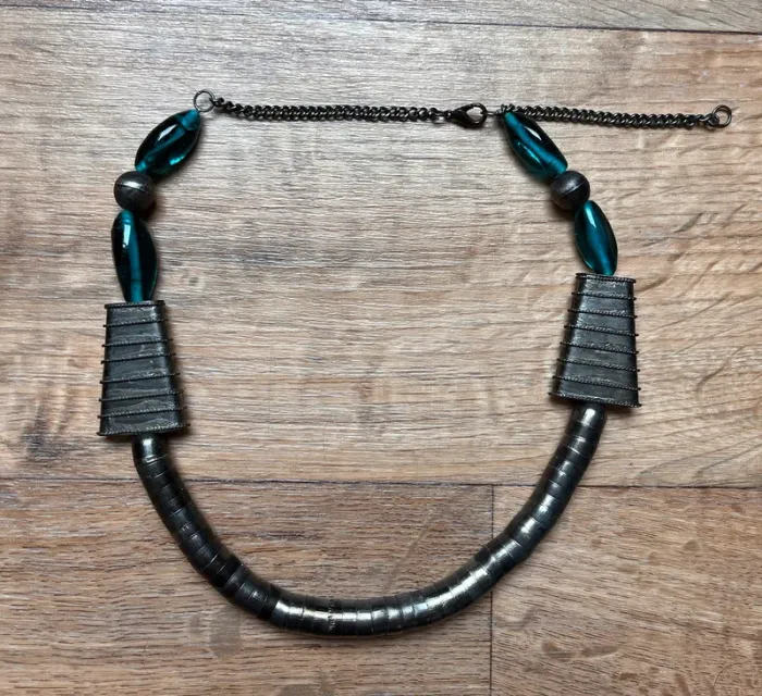 Collier perles - style ethnique - photo numéro 4