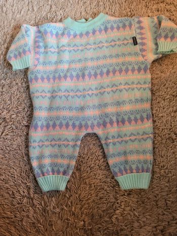 Pyjama une pièce ou combinaison marquet mallet taille 1 an mixte garçon ou fille