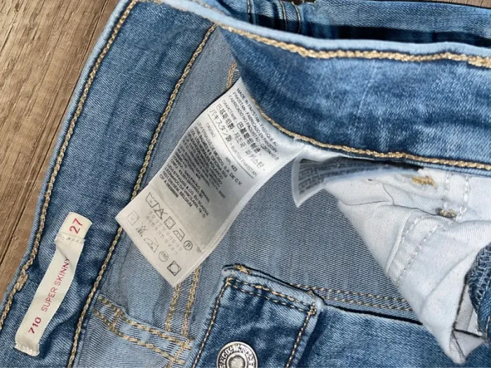Jeans Lévis 710 super skinny t27 - photo numéro 7