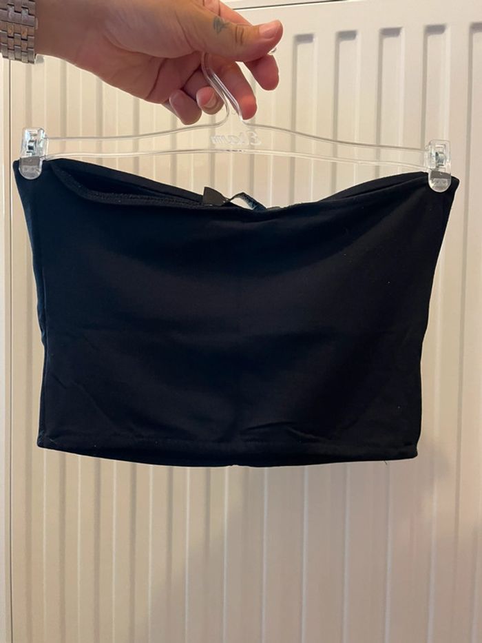 Top bandeau noir - photo numéro 3