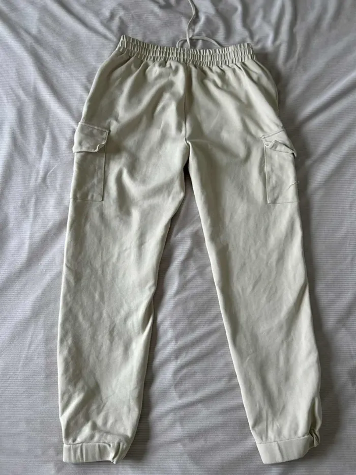 Pantalon crème Amisu – Taille 38