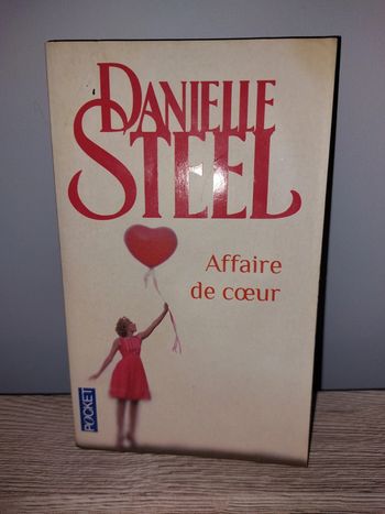 Livre de poche affaire de cœur