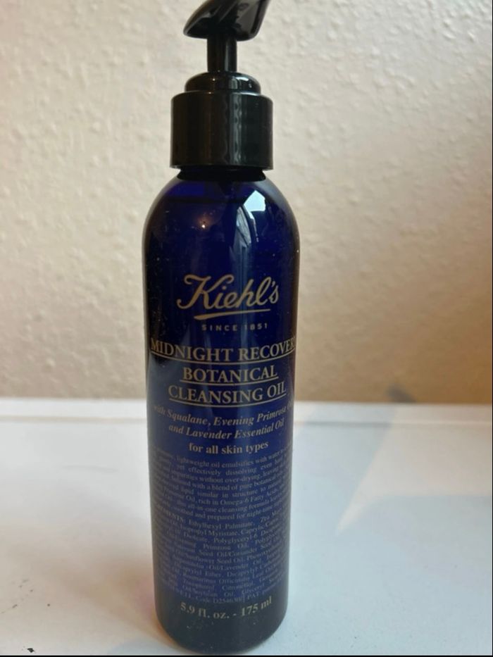 Midnight Recovery Botanical Cleansing Oil ( KIEHL’S) - photo numéro 3