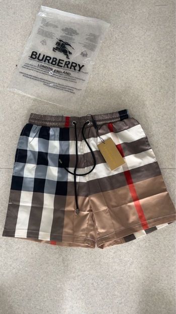 Short burberry