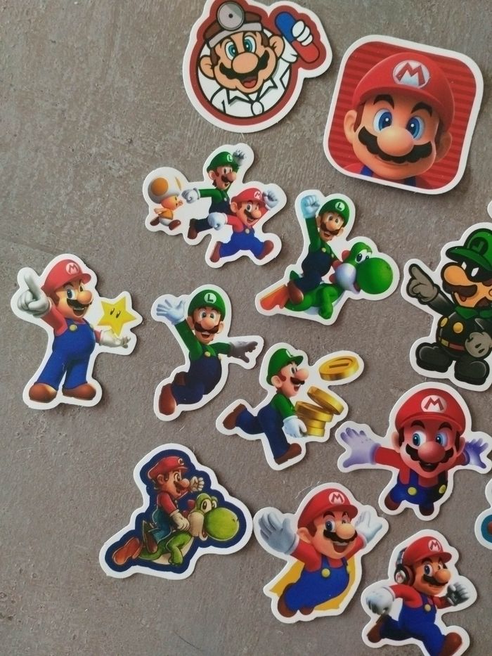 Lot x19 stickers autocollants Super Mario - photo numéro 2