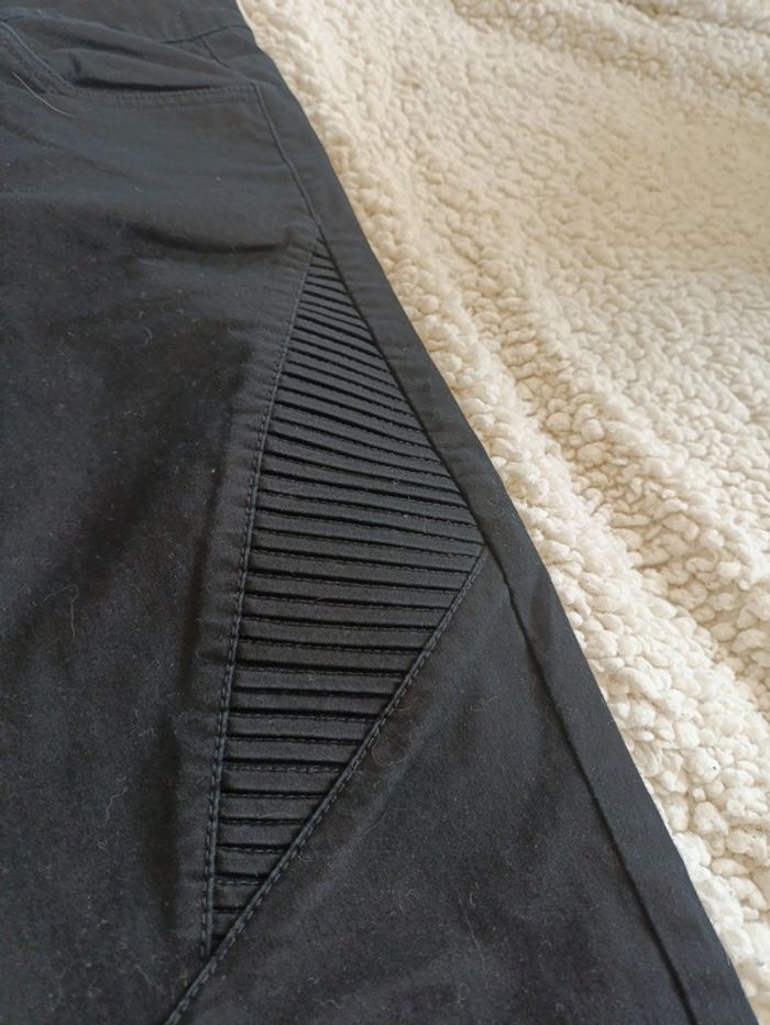 Pantalon noir slim à détails biker – GÉMO – taille 42 grunge gothique vintage - photo numéro 2
