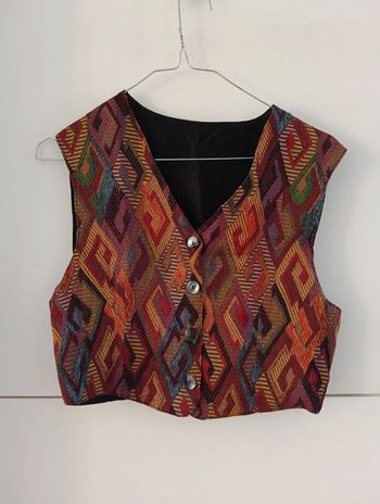 Gilet court sans manches multicolore taille 36 estimée