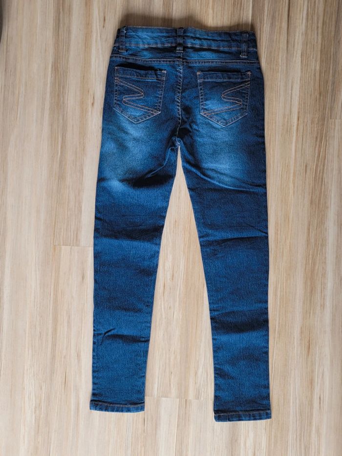 Jeans slim, fille 7-8 ans, jamais porté. - photo numéro 2