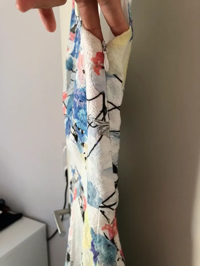 Robe blanche à fleurs matière texturée Sinéquanone taille S - photo numéro 7