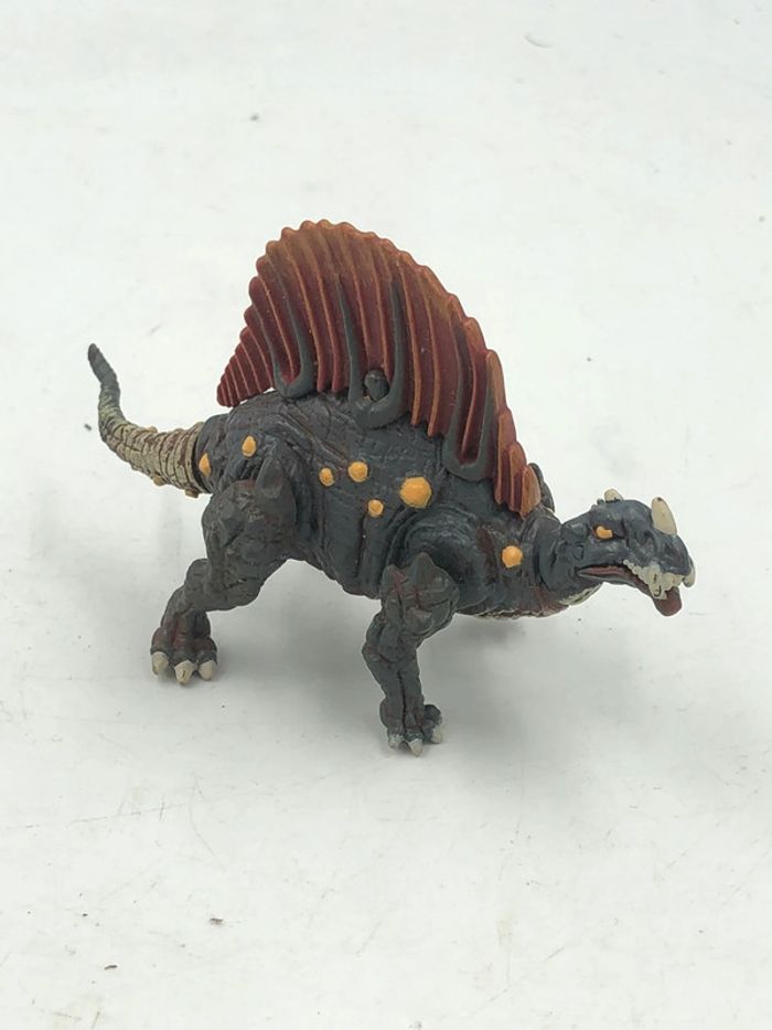 Figurine dinosaure / dragon 10 x 8 cm