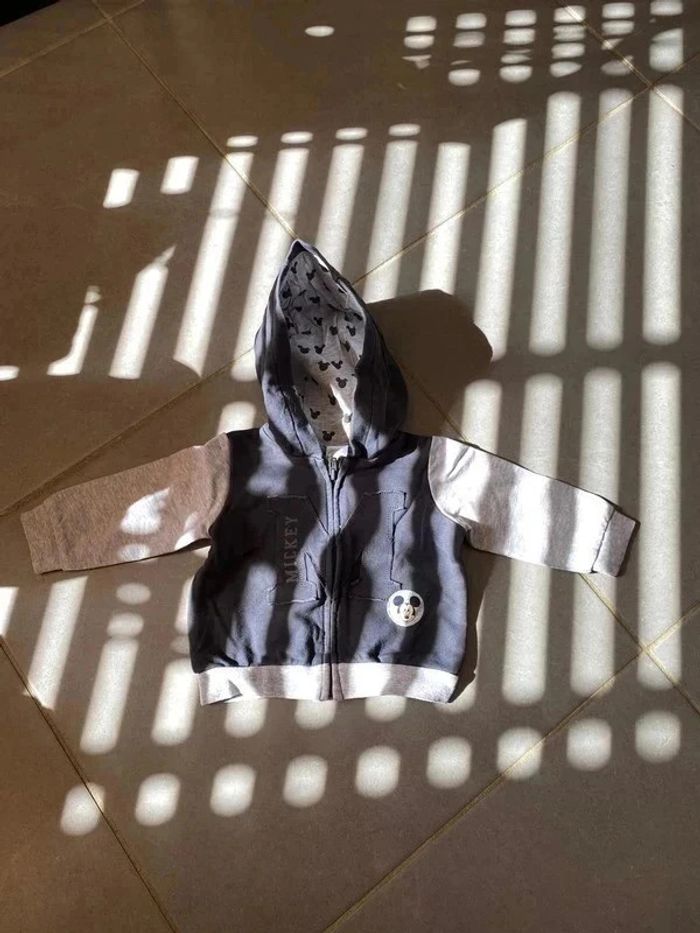 Ensemble (pantalon & gilet zippé) Mickey - Bleu Marine & Gris - 3 mois - photo numéro 2